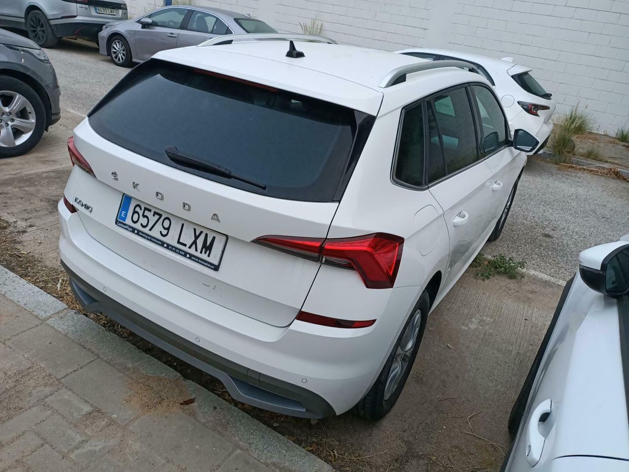 Skoda Kamiq 1.0 Tsi 81kw (110cv) Emotion - Foto 2
