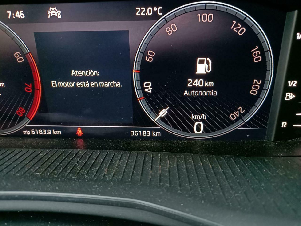 Skoda Kamiq 1.0 Tsi 81kw (110cv) Emotion - Foto 2