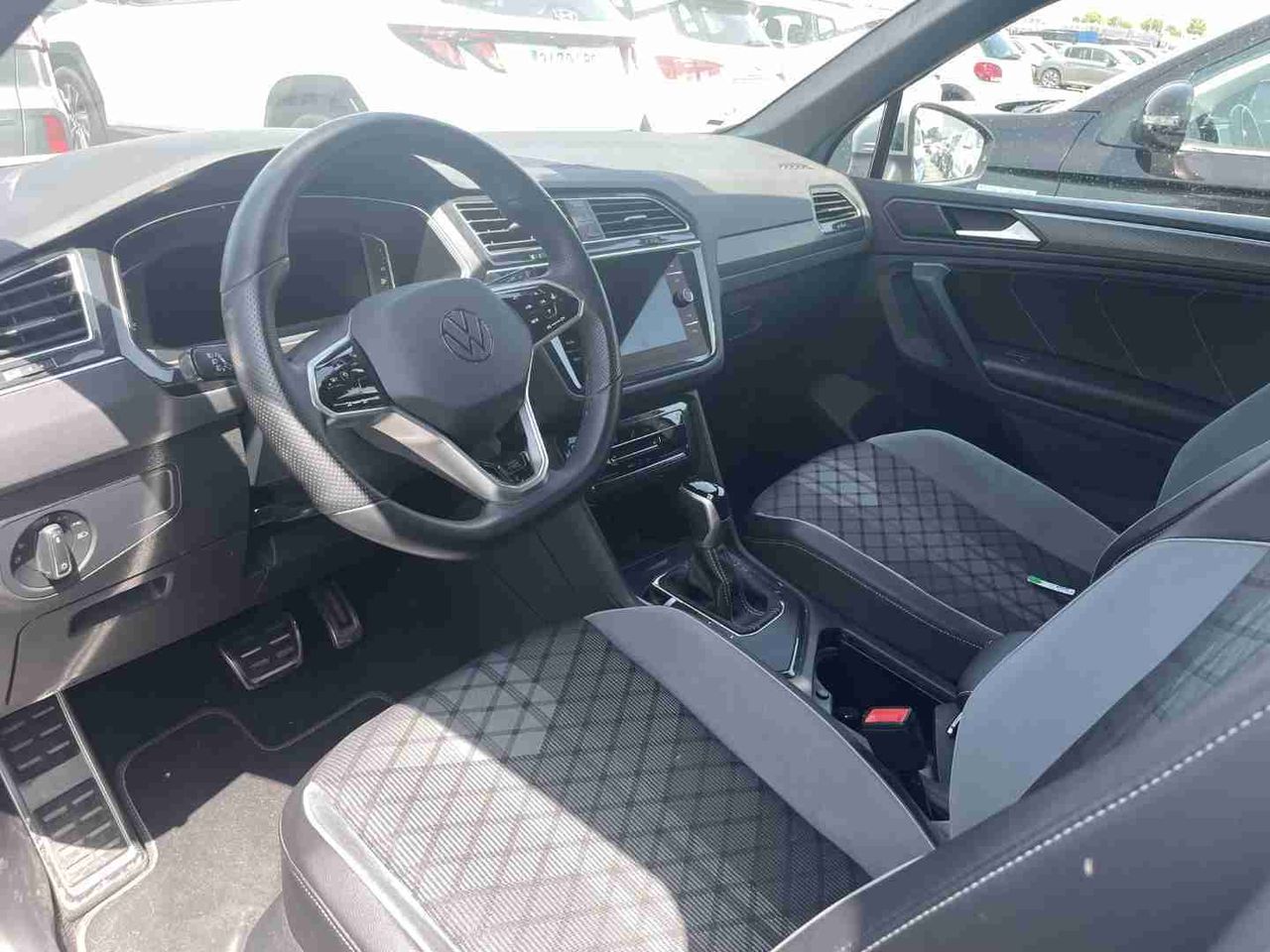 Volkswagen Tiguan R-line 2.0 Tdi 110kw (150cv) Dsg - Foto 2