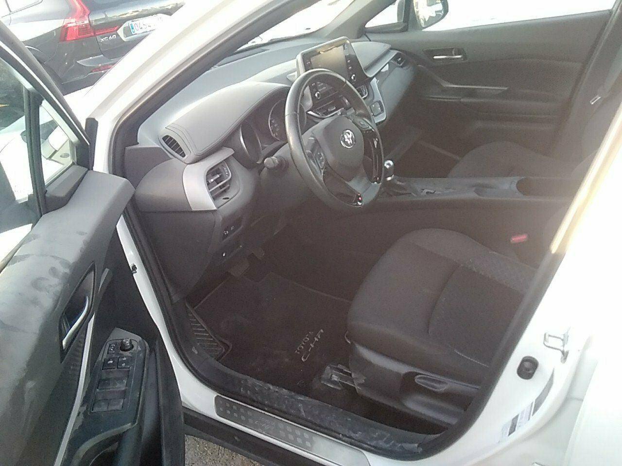 Toyota C-hr 1.8 125h Active - Foto 2