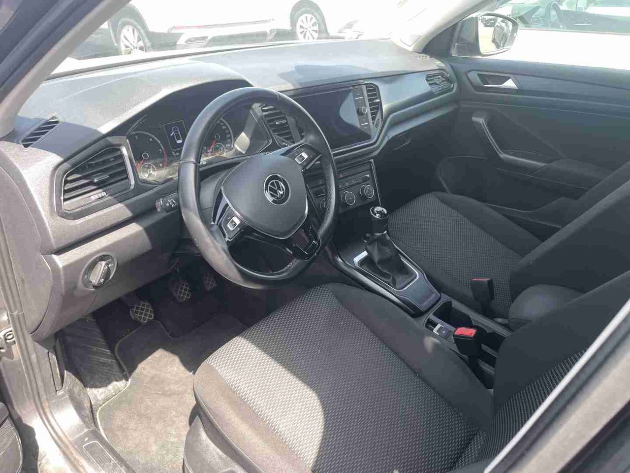 Volkswagen T-roc Edition 2.0 Tdi 85kw (115cv) - Foto 2