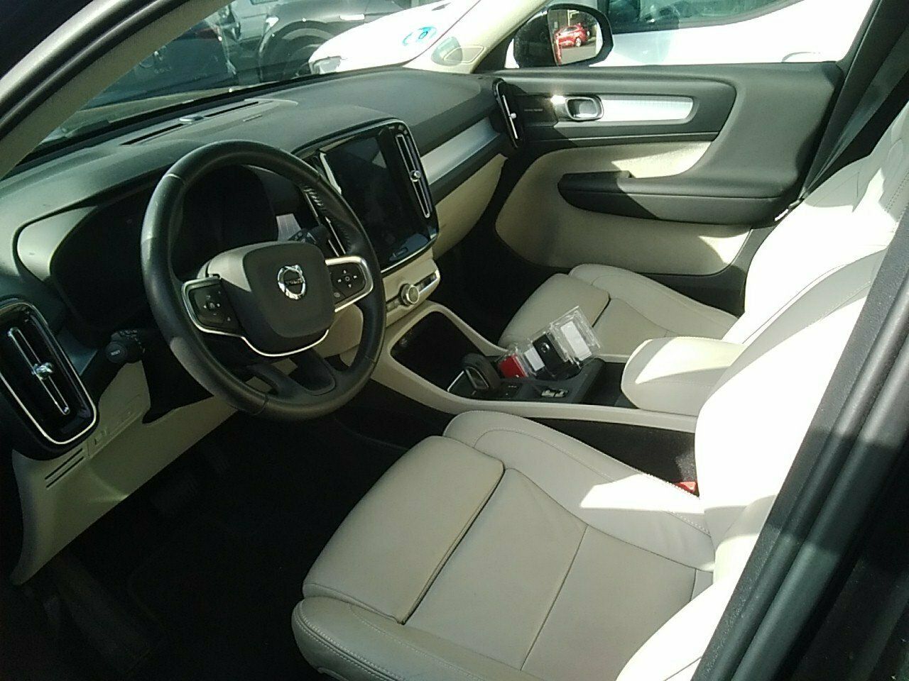 Volvo Xc40 1.5 T5 Twin Business Plus Auto - Foto 2