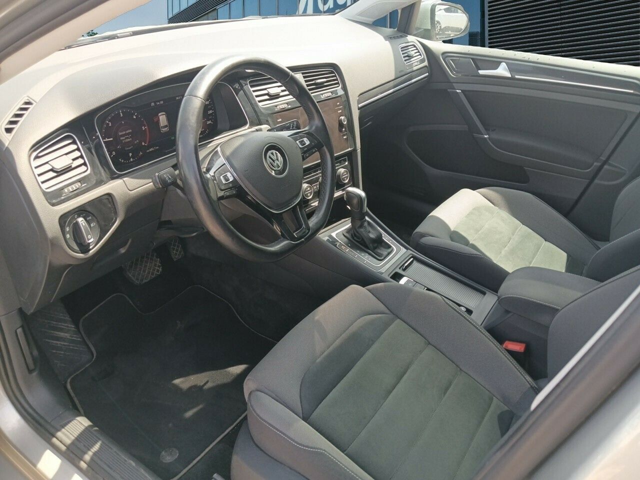 Volkswagen Golf Sport 2.0 Tdi 110kw (150cv) Dsg Variant - Foto 2