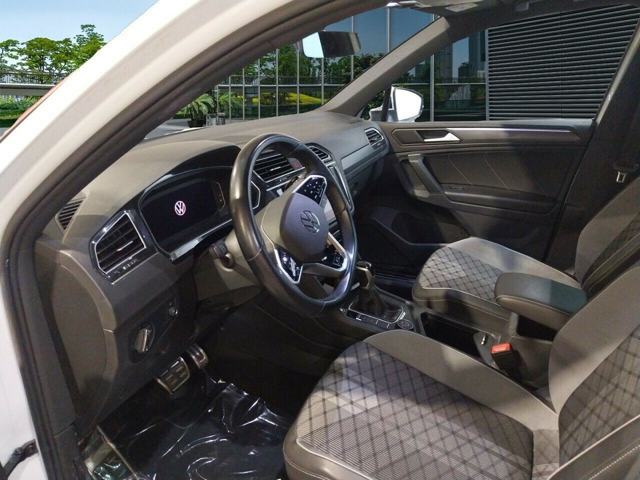 Volkswagen Tiguan R-line 2.0 Tdi 110kw (150cv) Dsg 4motion - Foto 2
