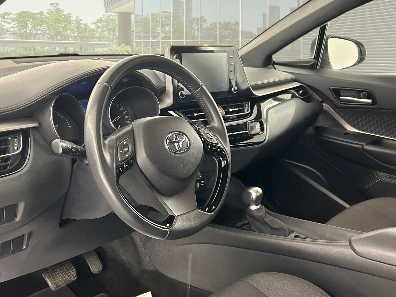 Toyota C-hr 1.8 125h Active - Foto 2