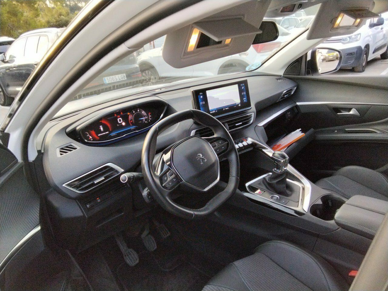 Peugeot 5008 1.5 Bluehdi 96kw (130cv) S&s Allure - Foto 2