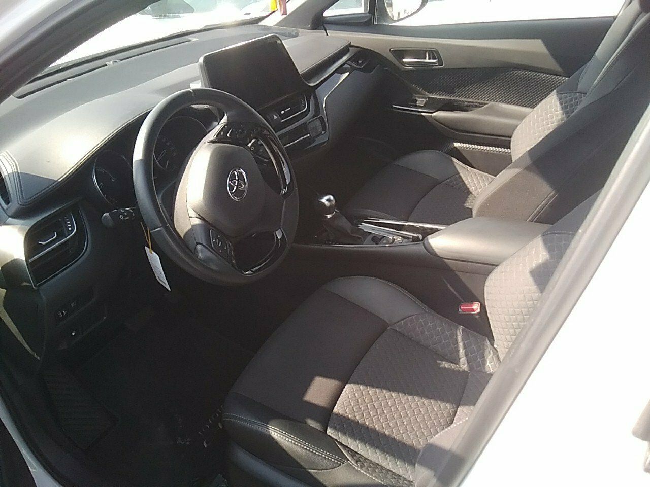 Toyota C-hr 1.8 125h Advance - Foto 2