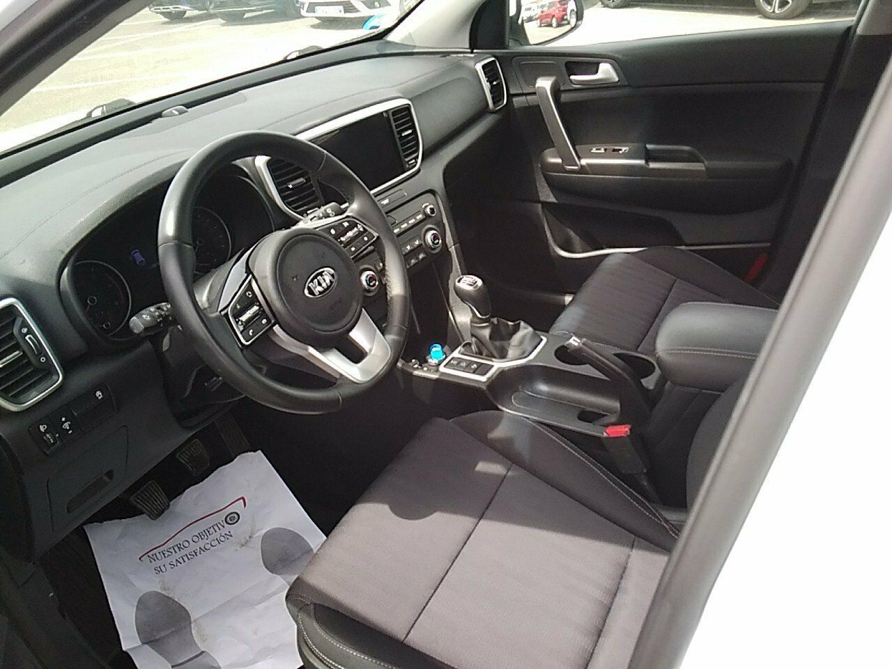 Kia Sportage 1.6 Mhev Business 100kw (136cv) 4x4 - Foto 2