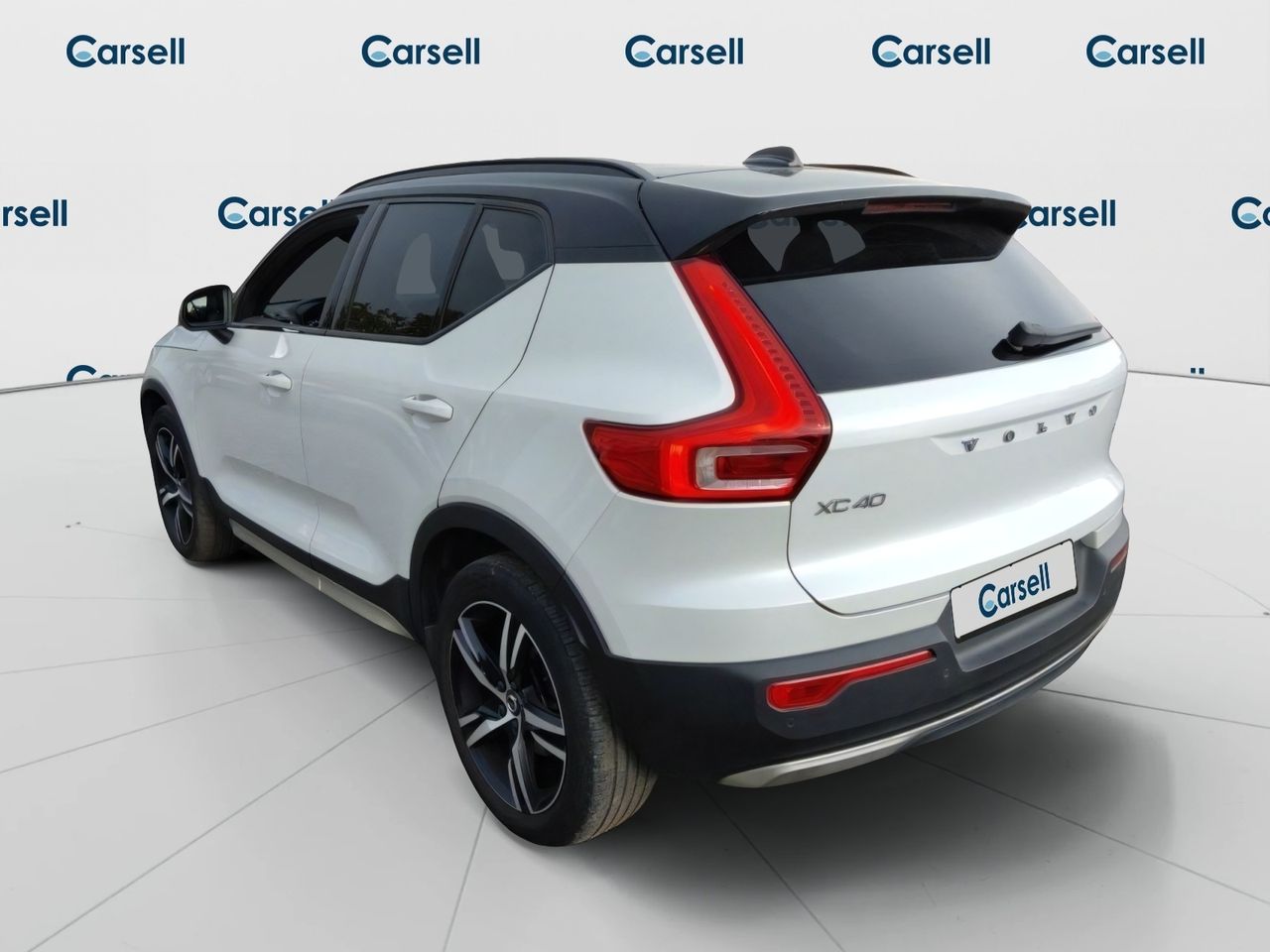 Volvo Xc40 2.0 B5 G Awd R-design Auto - Foto 2