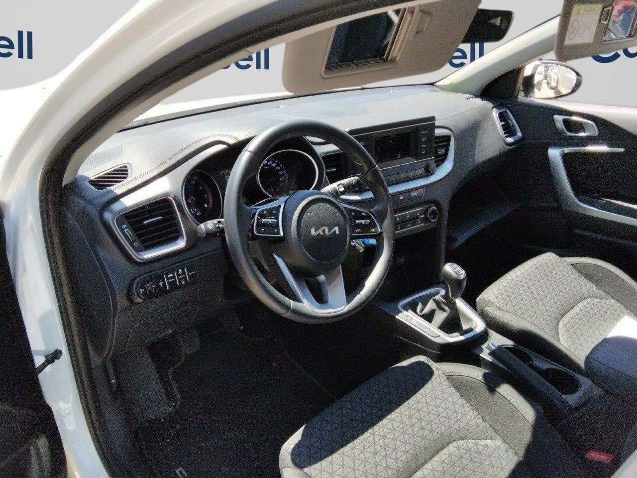 Kia Ceed 1.0 T-gdi 74kw (100cv) Concept - Foto 2
