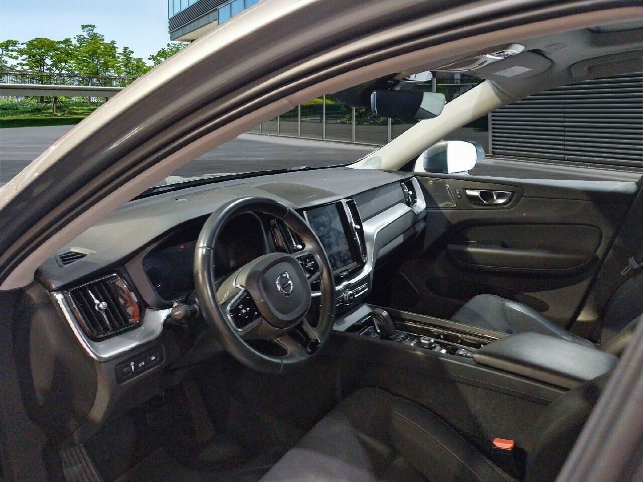 Volvo Xc60 2.0 T8 Awd Momentum Auto - Foto 2