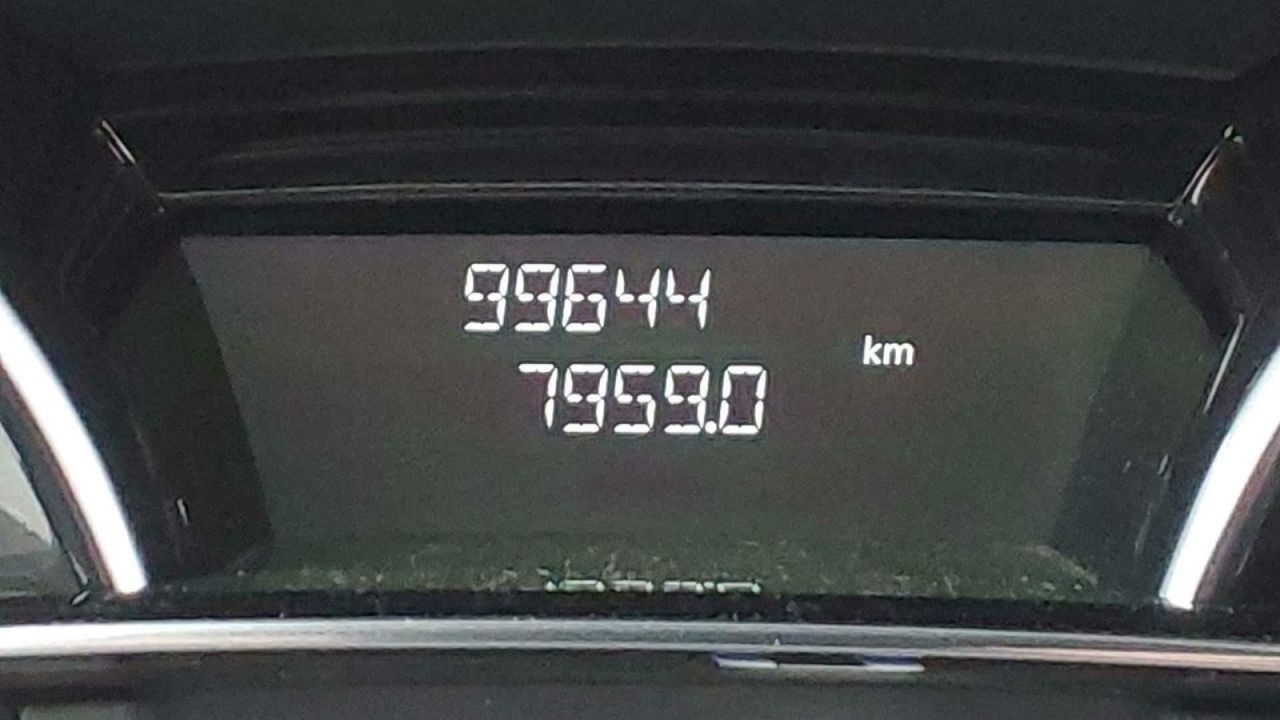 Renault Clio (o) Limited Dci 55kw (75cv) -18 - Foto 2