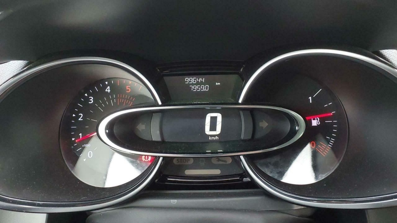 Renault Clio (o) Limited Dci 55kw (75cv) -18 - Foto 2