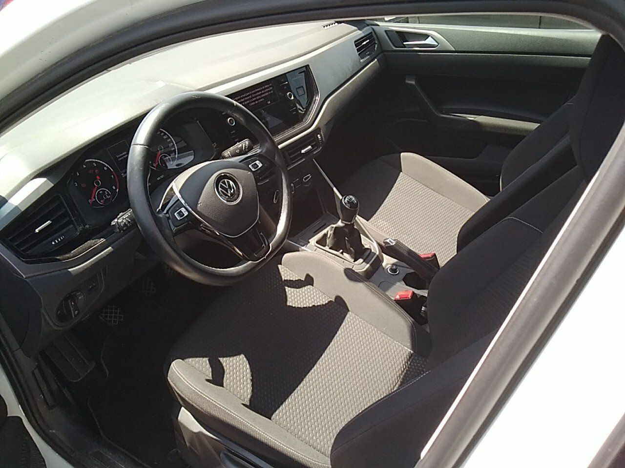 Volkswagen Polo Advance 1.0 Tsi 70kw (95cv) - Foto 2