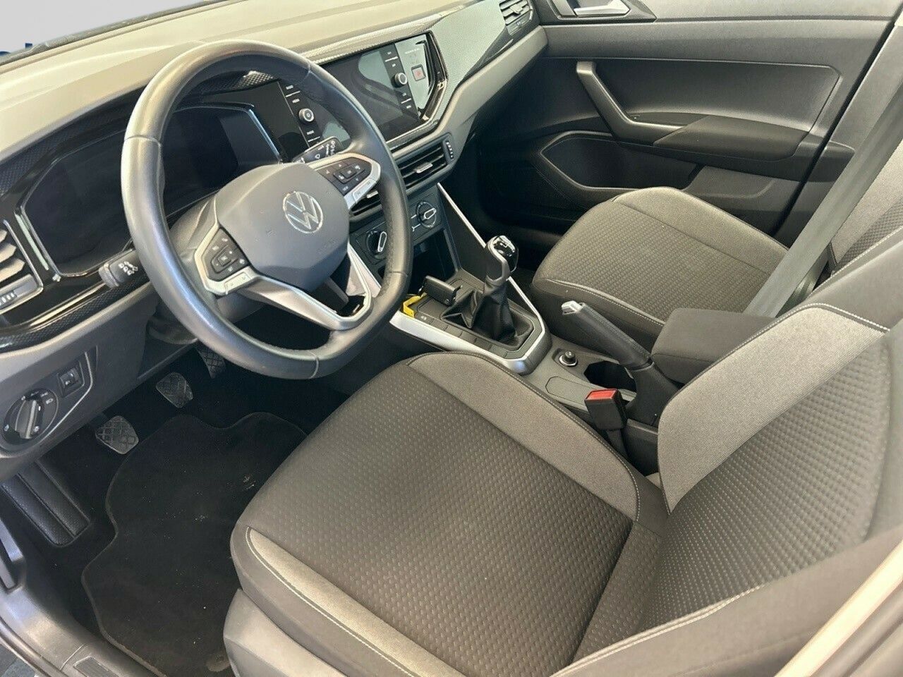 Volkswagen Polo Life 1.0 Tsi 70kw (95cv) - Foto 2