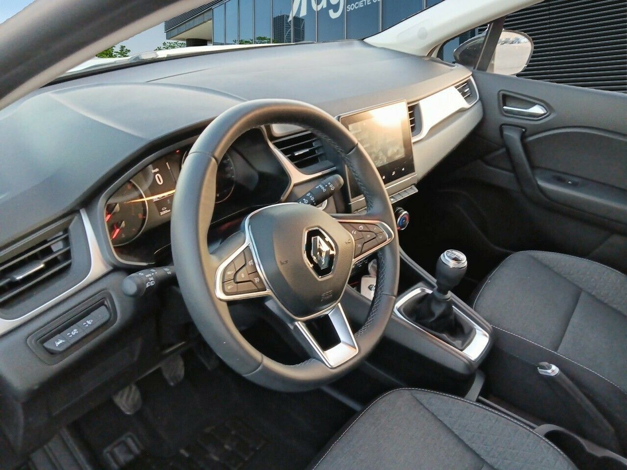 Renault Captur Intens Tce 140cv Gpf Micro Híbrido - Foto 2