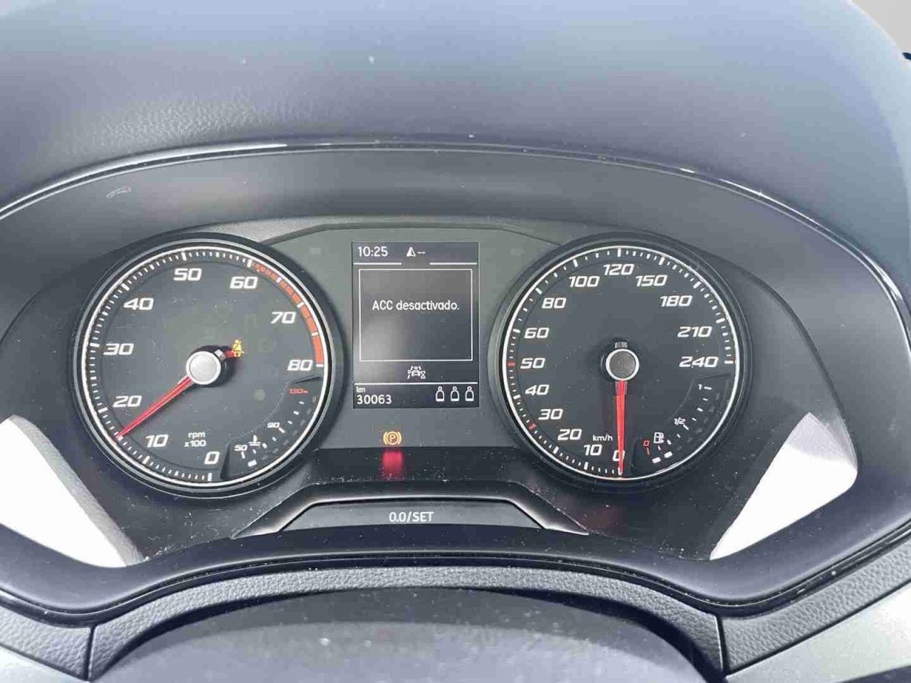 Seat Arona 1.0 Tsi 81kw (110cv) Style Go2 - Foto 2