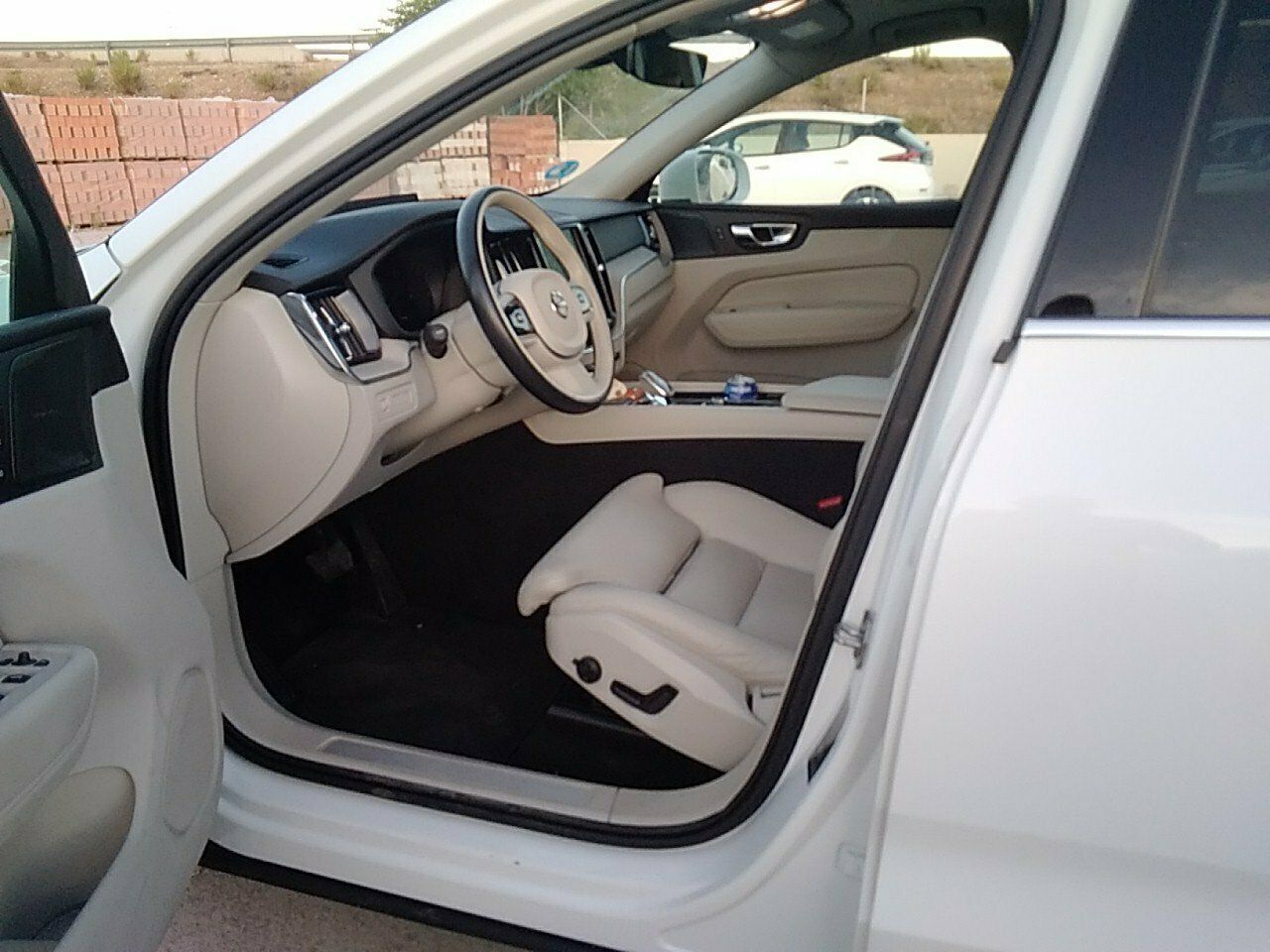 Volvo Xc60 2.0 T6 Awd Recharge Inscription Auto - Foto 2