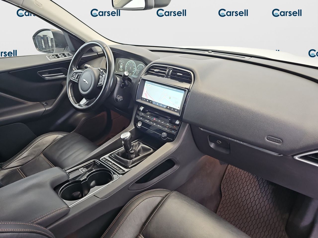 Jaguar F-Pace 2.0L i4D AWD Manual R-Sport - Foto 2
