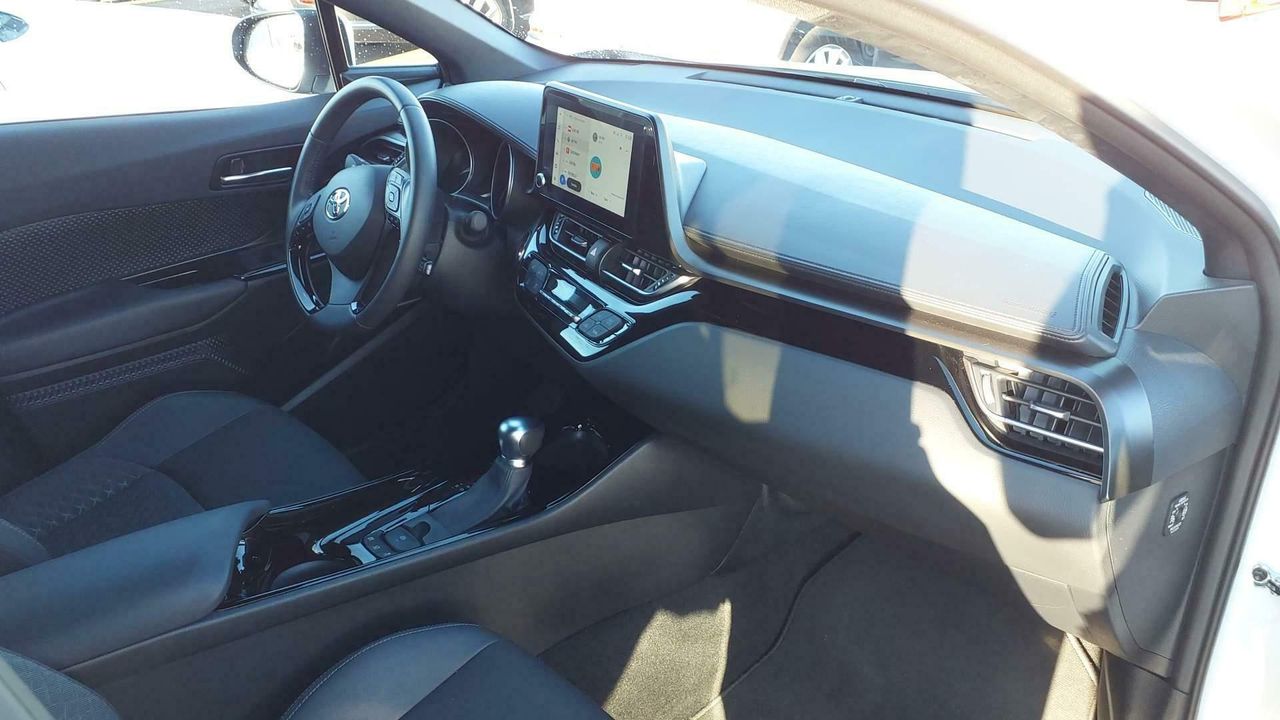 Toyota C-hr 2.0 180h Advance - Foto 2