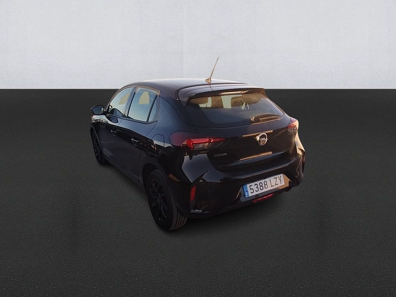 Opel Corsa 1.2t Xhl 74kw (100cv) Gs-line - Foto 2