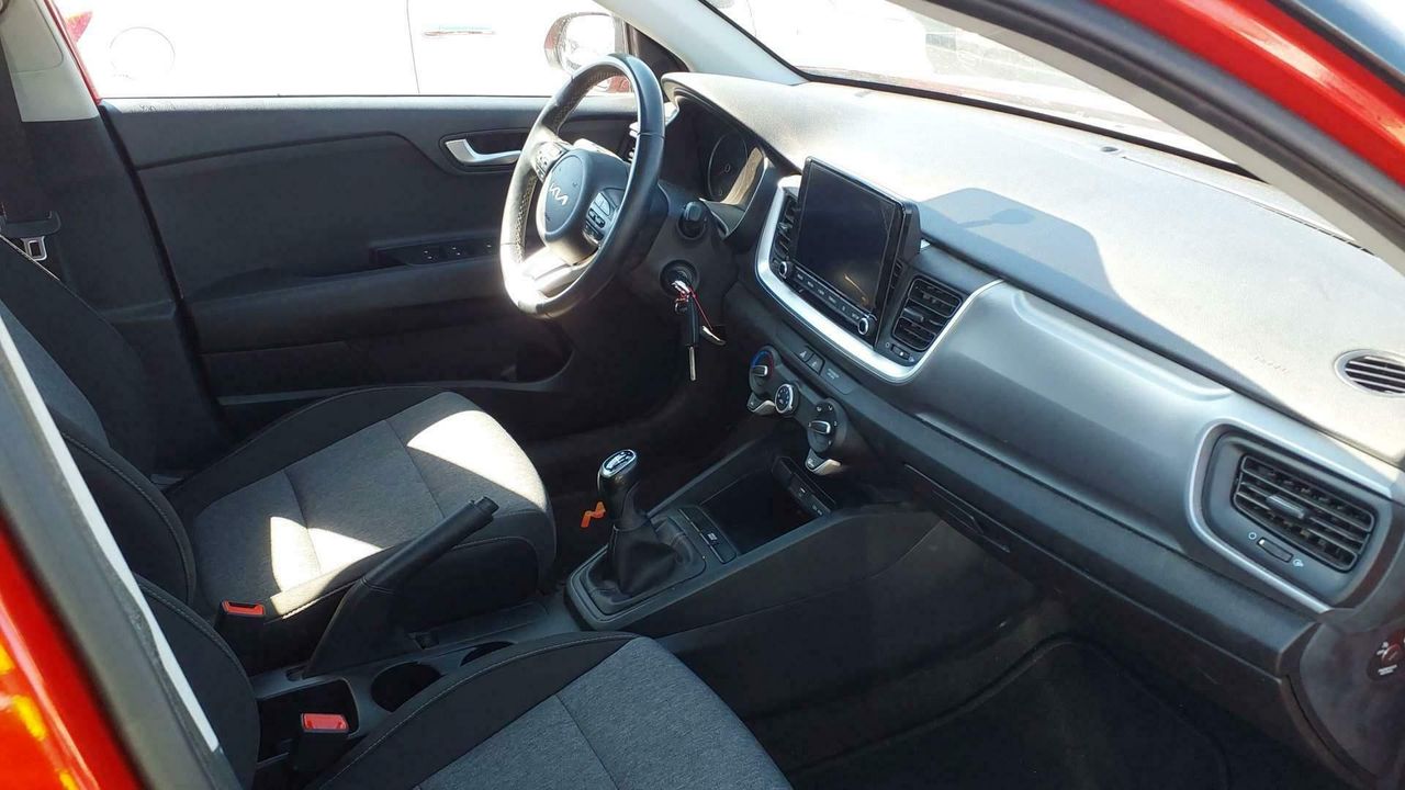 Kia Stonic 1.0 T-gdi 74kw (100cv) Mhev Imt Concept - Foto 2