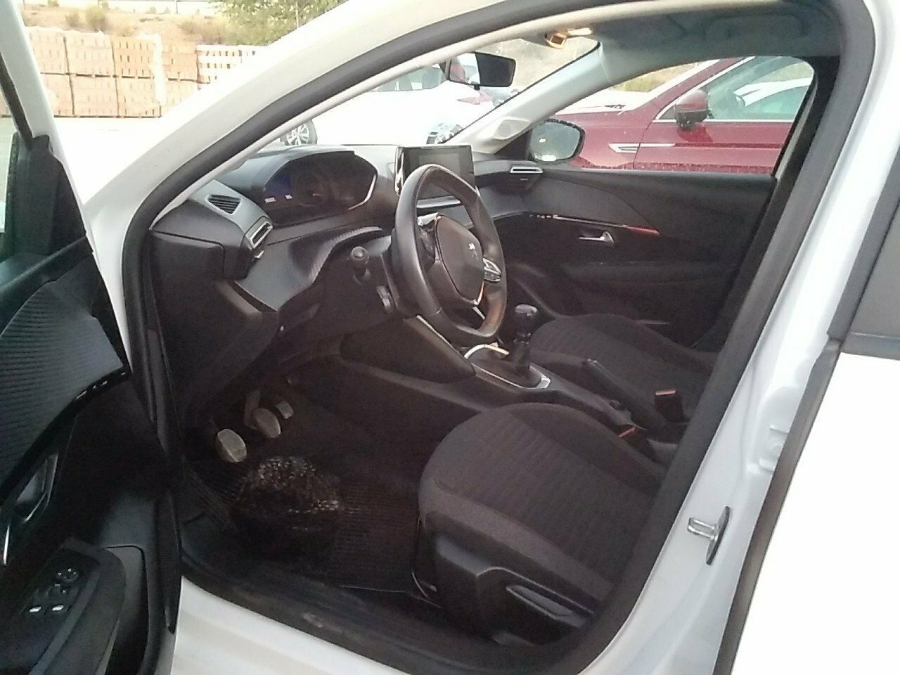 Peugeot 208 Bluehdi 73kw (100cv) Active - Foto 2