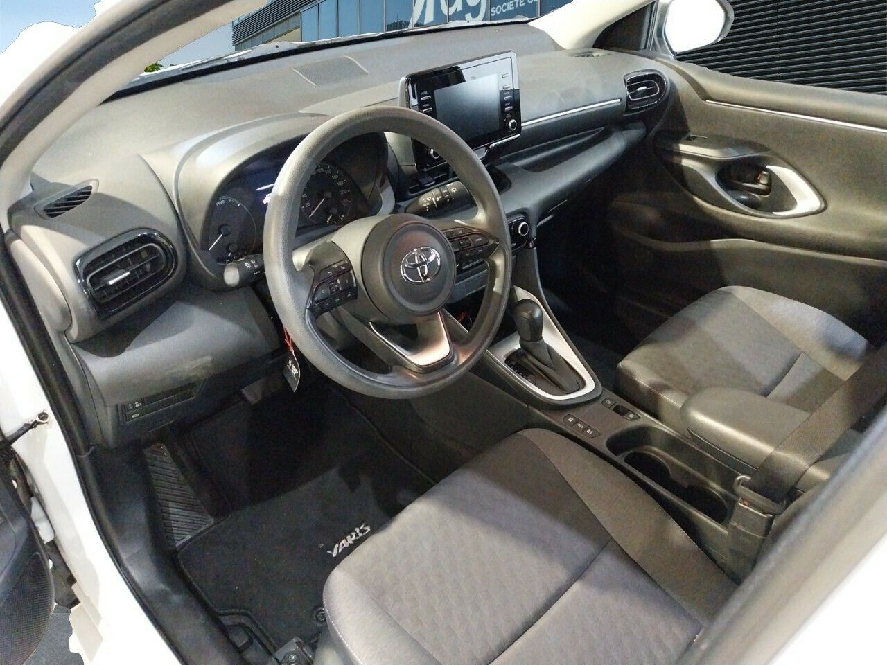 Toyota Yaris 1.5 120h Business Plus - Foto 2