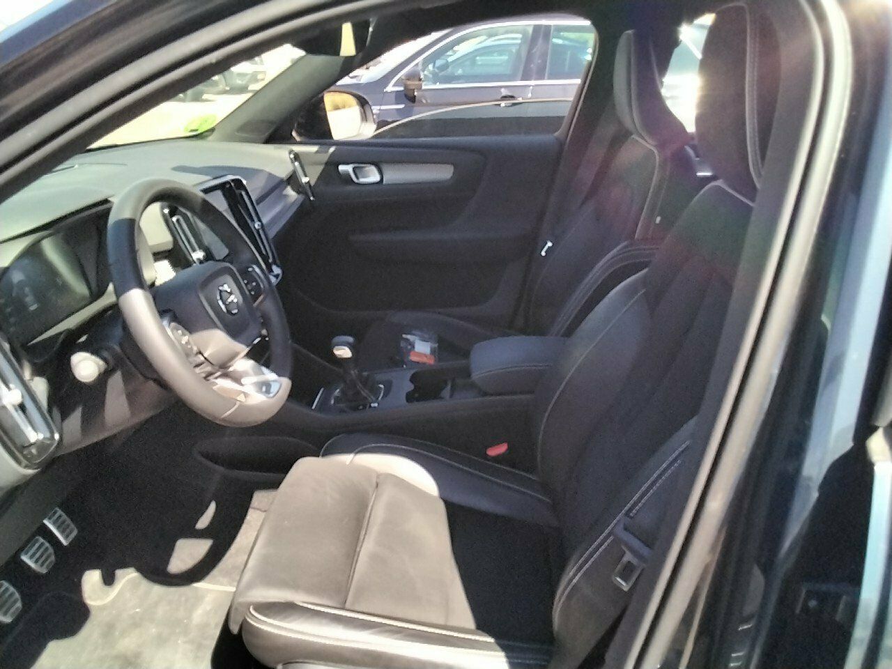 Volvo Xc40 1.5 T3 R-design - Foto 2