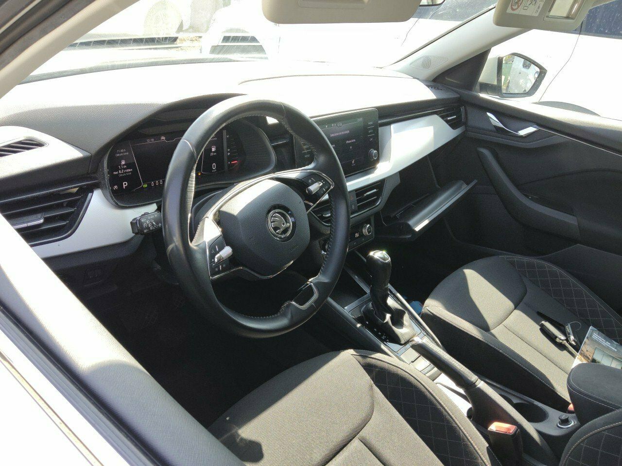 Skoda Kamiq 1.0 Tsi 81kw (110cv) Dsg Ambition - Foto 2