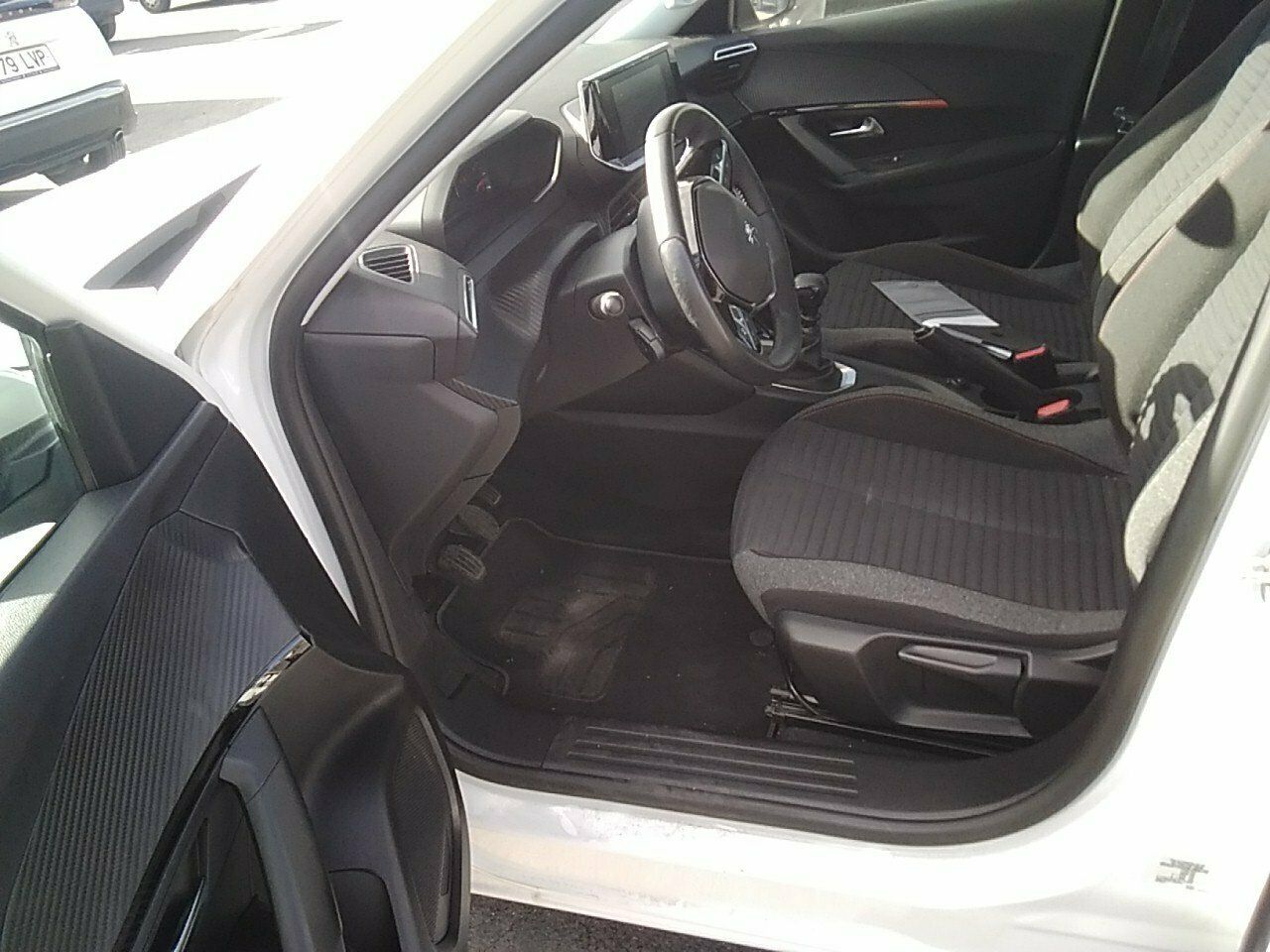 Peugeot 2008 Active Pack Bluehdi 81kw (110cv) - Foto 2