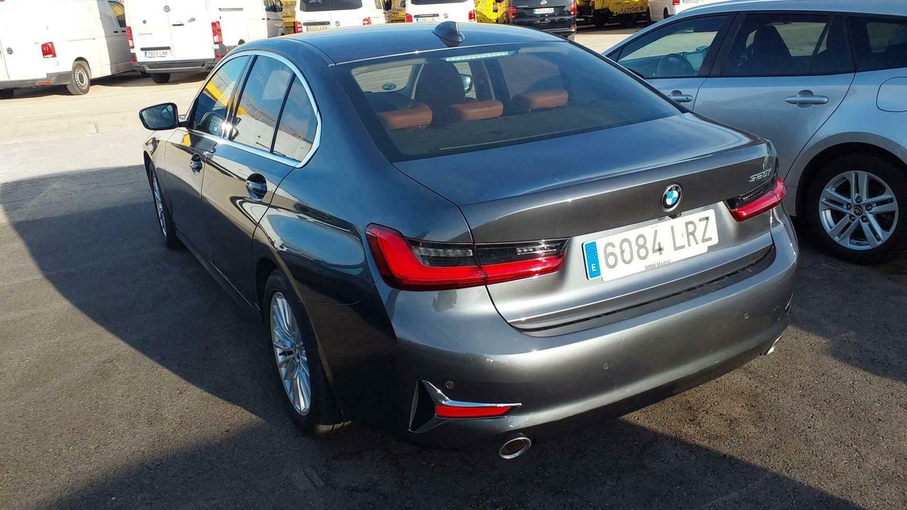 Bmw Series 3 320i Auto. - Foto 2