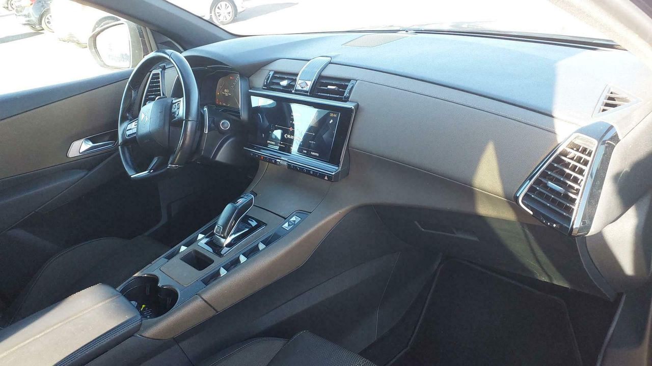 Ds Ds 7 Crossback Bluehdi De 96kw (130cv) At Bastille + - Foto 2