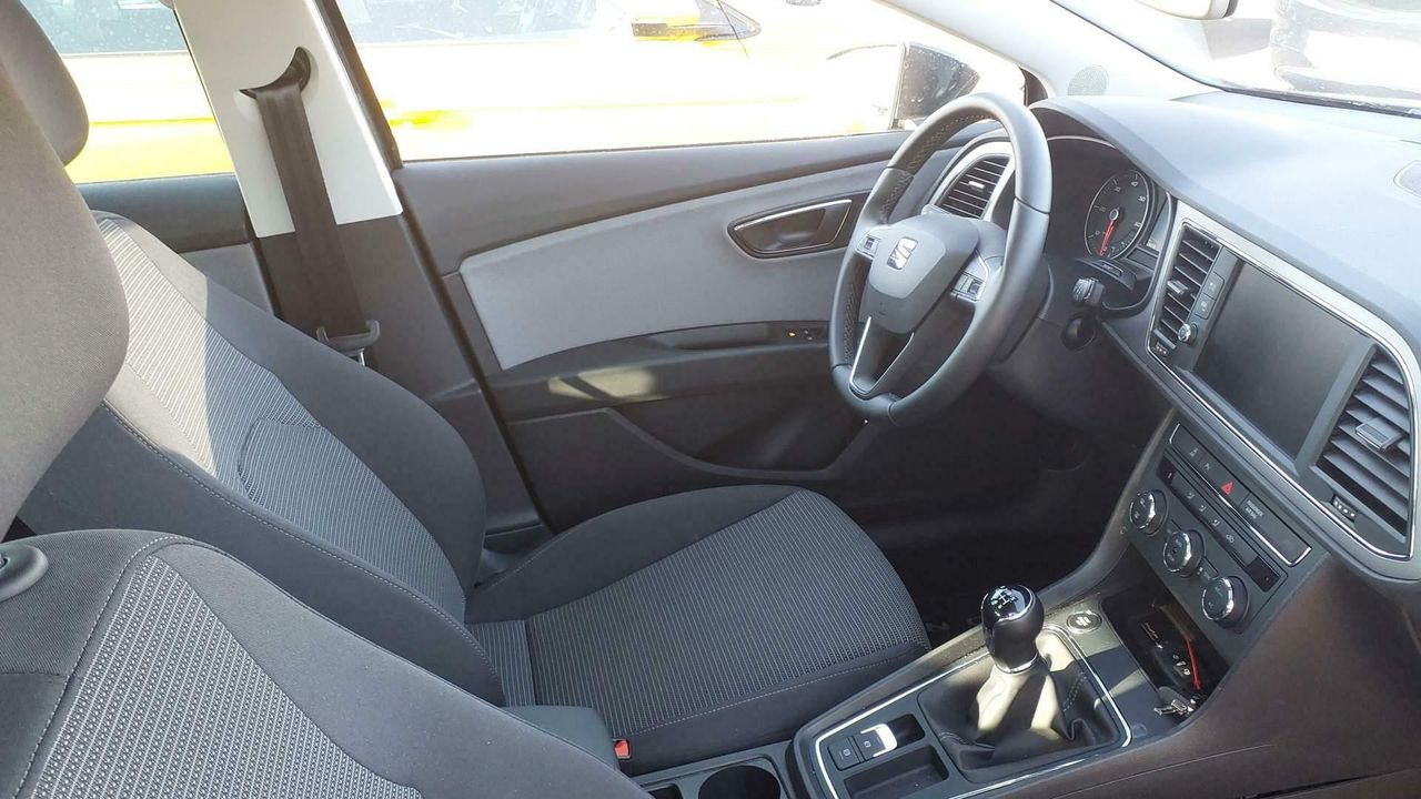 Seat Leon St 2.0 Tdi 110kw S&s Style Ed Nav - Foto 2