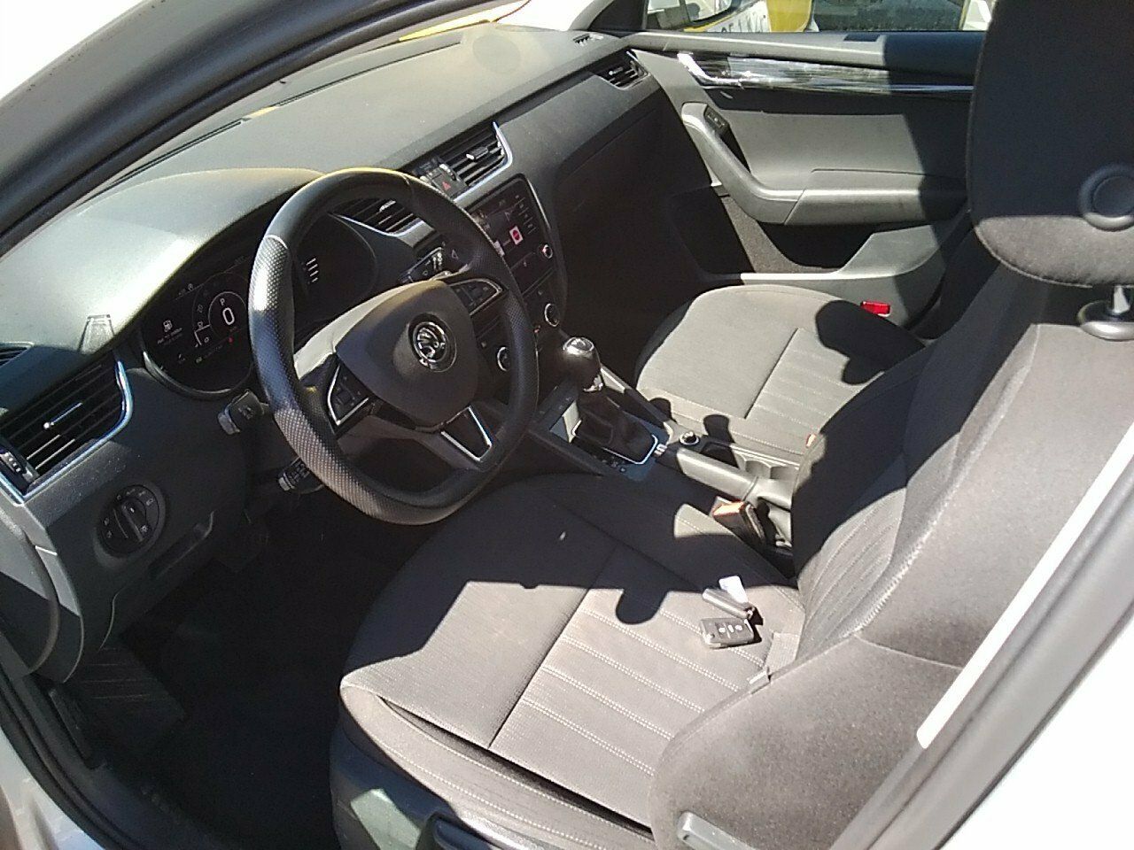 Skoda Octavia Combi 2.0 Tdi 110kw(150cv) Dsg Ambition - Foto 2
