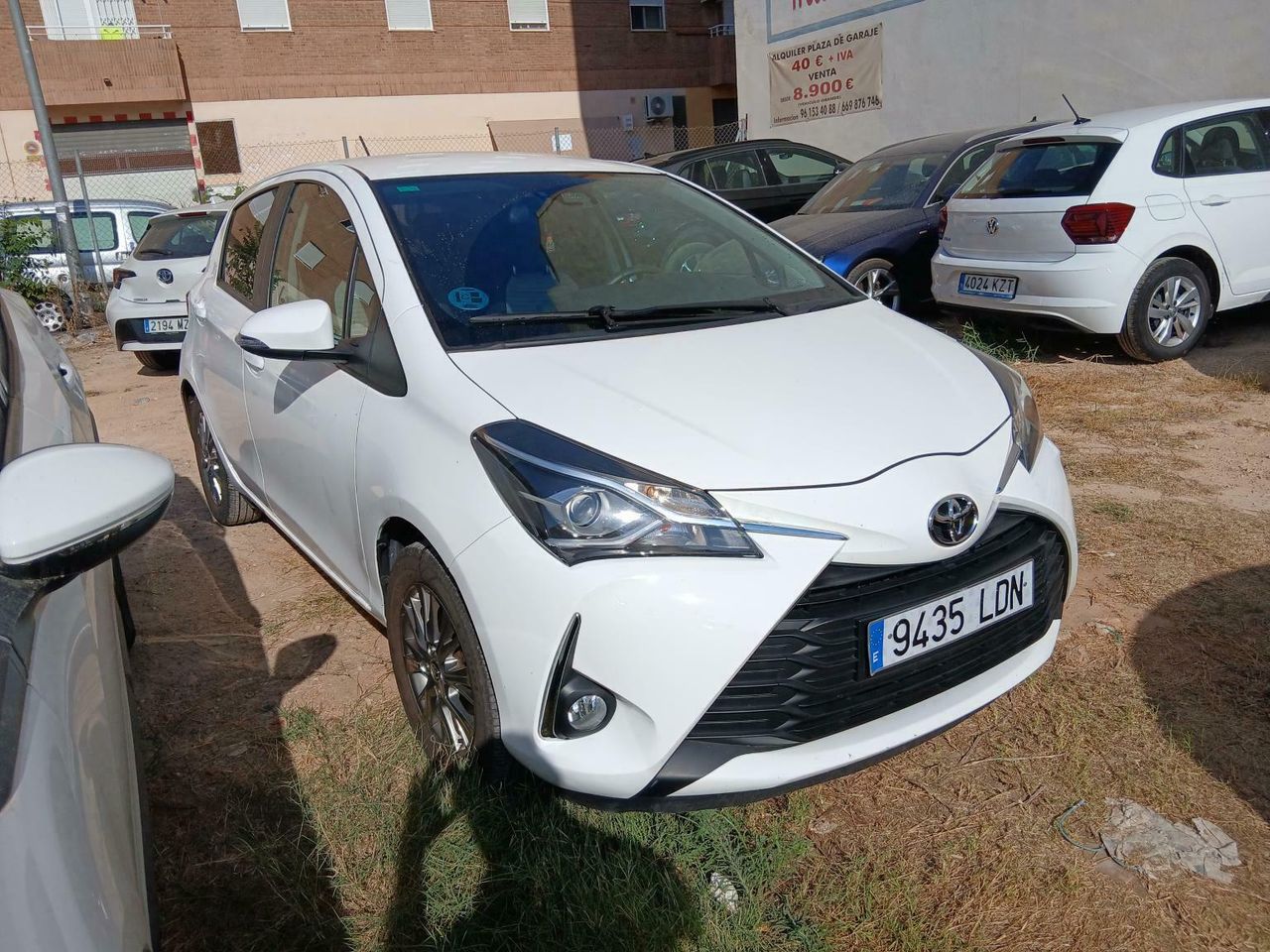 Toyota Yaris 1.0 70 Active - Foto 2