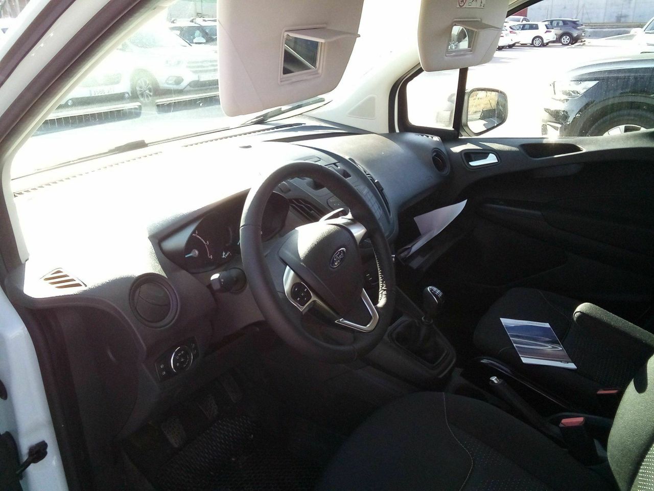 Ford Transit Courier Van 1.5 Tdci 71kw Trend - Foto 2