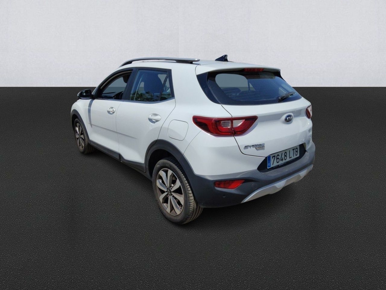 Kia Stonic (o) 1.0 T-gdi 88kw (120cv) Mhev Drive Dc - Foto 2