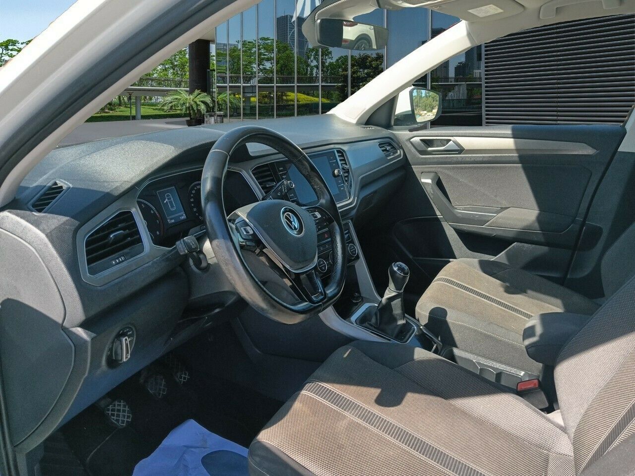 Volkswagen T-roc Advance 1.0 Tsi 81kw (110cv) - Foto 2