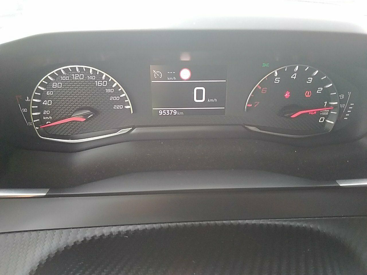 Peugeot 2008 Active Pack Bluehdi 81kw (110cv) - Foto 2