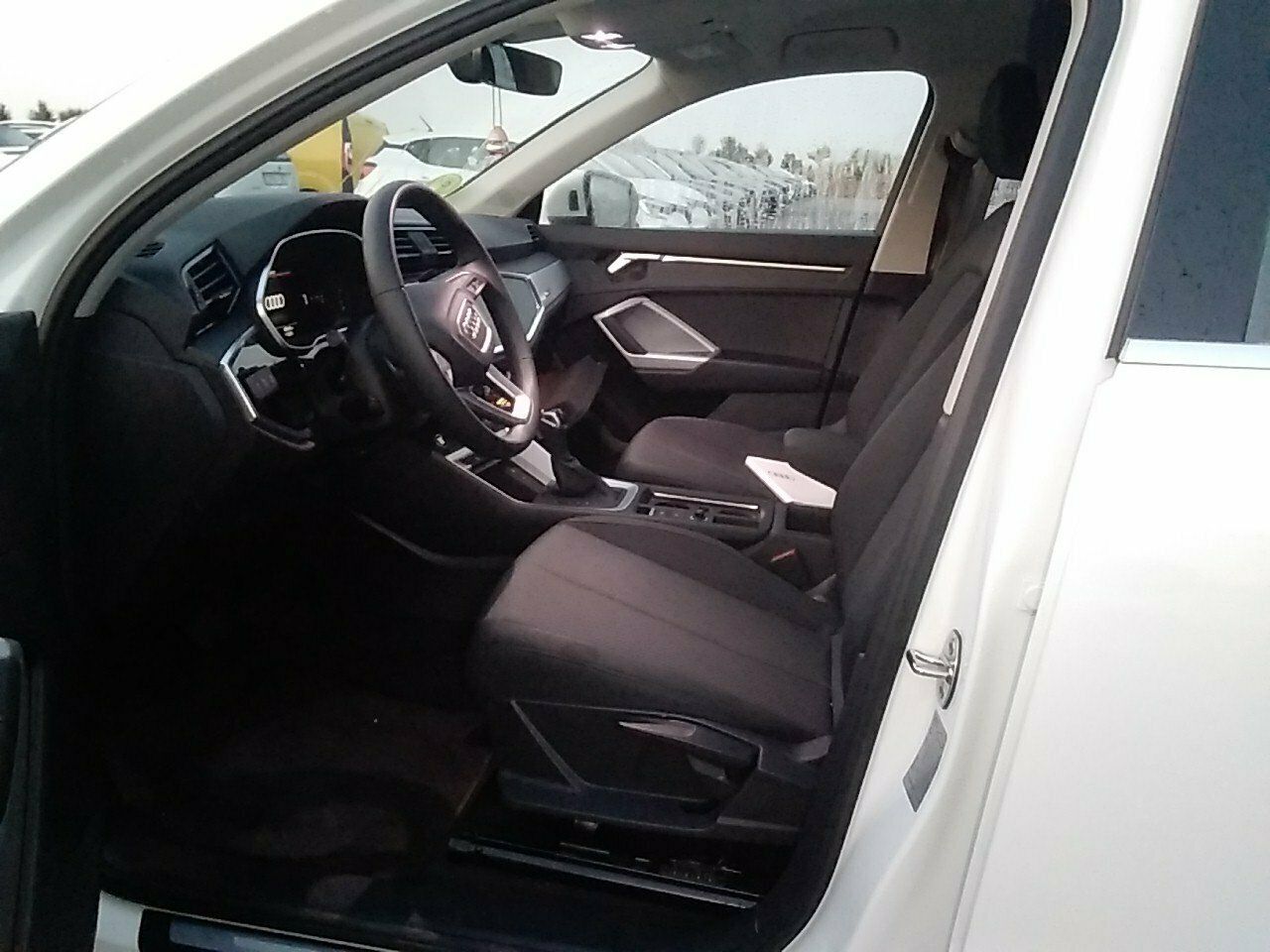 Audi Q3 Advanced 35 Tdi 110kw (150cv) S Tronic - Foto 2