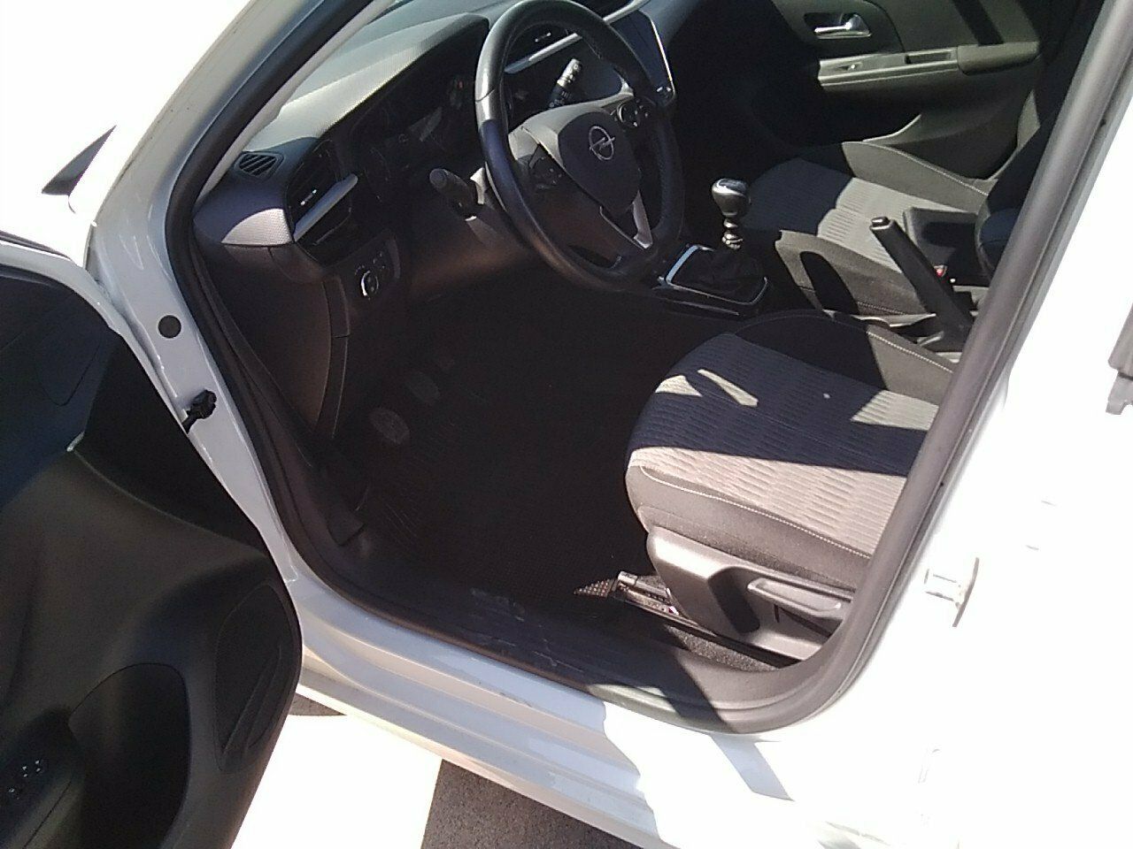 Opel Corsa 1.5d Dt 74kw (100cv) Edition - Foto 2