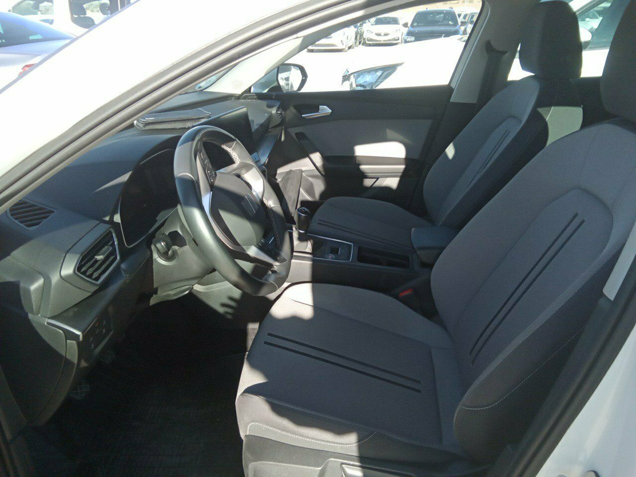 Seat Leon 2.0 Tdi 85kw S&s Style Go - Foto 2