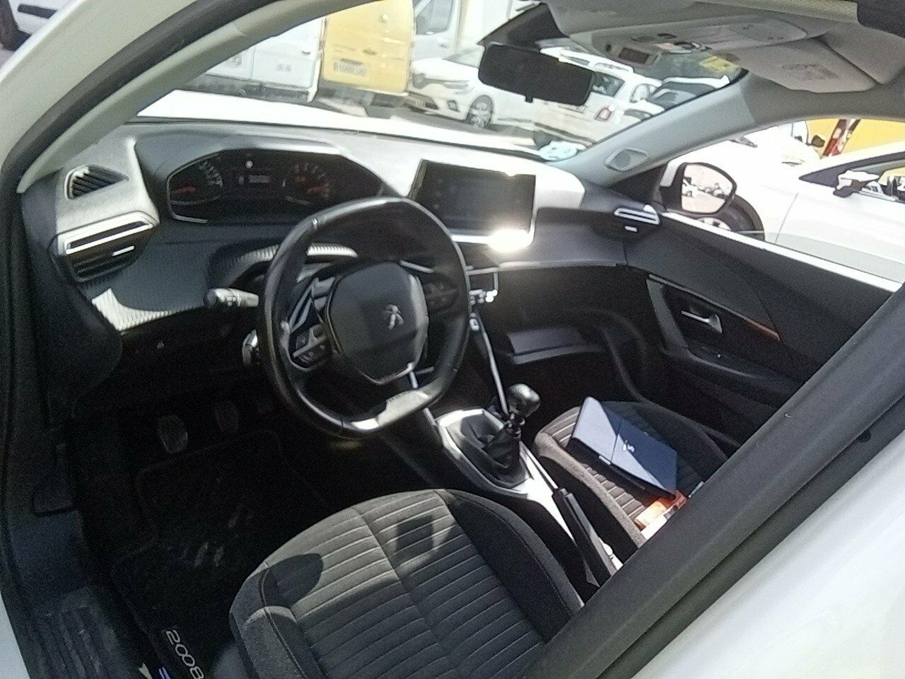 Peugeot 2008 Active Puretech 100 S&s Bvm6 - Foto 2