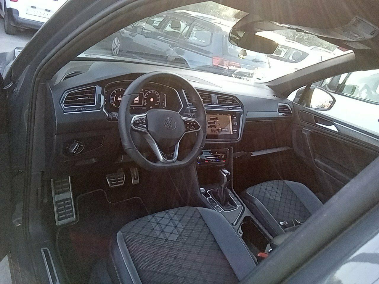 Volkswagen Tiguan R-line 2.0 Tdi 110kw (150cv) Dsg - Foto 2