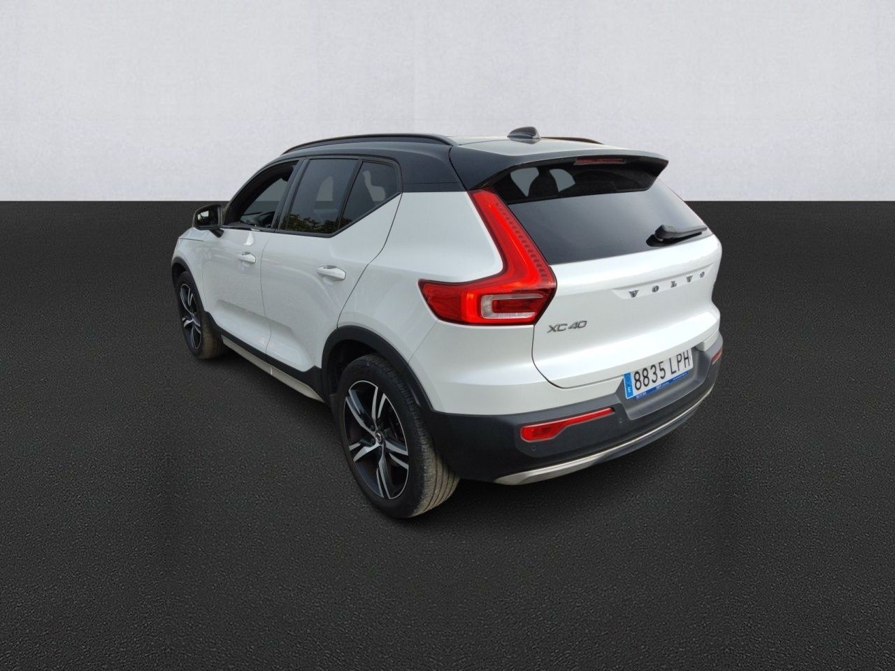 Volvo Xc40 2.0 B5 G Awd R-design Auto - Foto 2