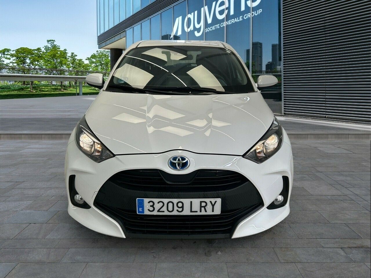 Toyota Yaris 1.5 120h Business Plus - Foto 2