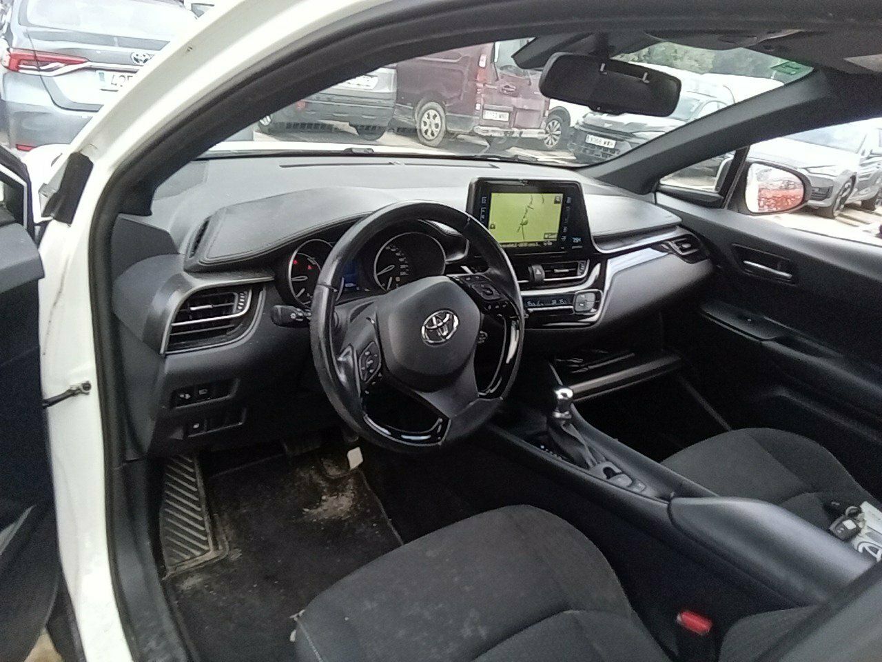 Toyota C-hr 1.8 125h Active - Foto 2