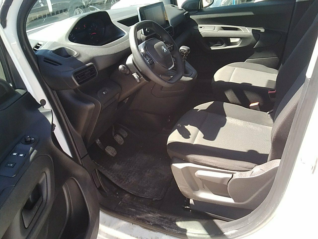 Peugeot Partner Premium Standard 600kg Bluehdi 73kw - Foto 2