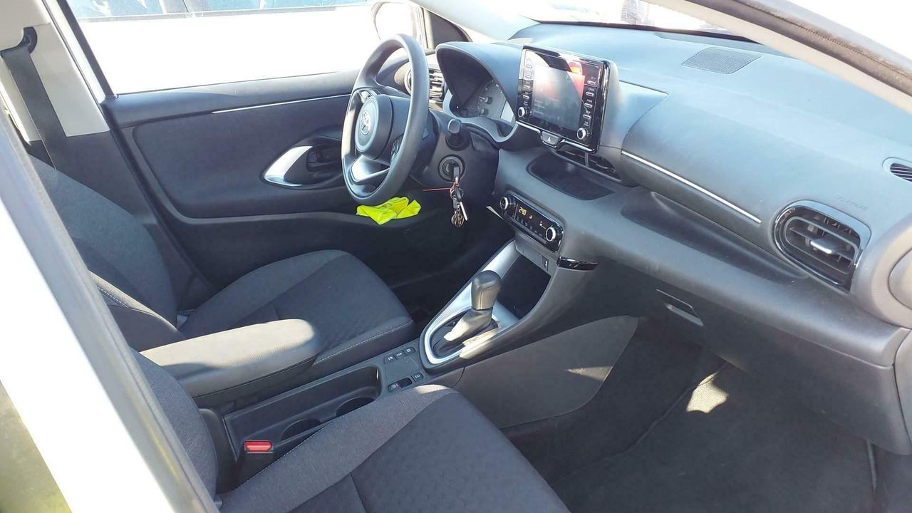 Toyota Yaris 1.5 120h Business Plus - Foto 2